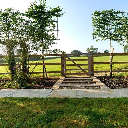 Warren House And Spa Boutique Cotswold Stay 시런세스터 외부 사진
